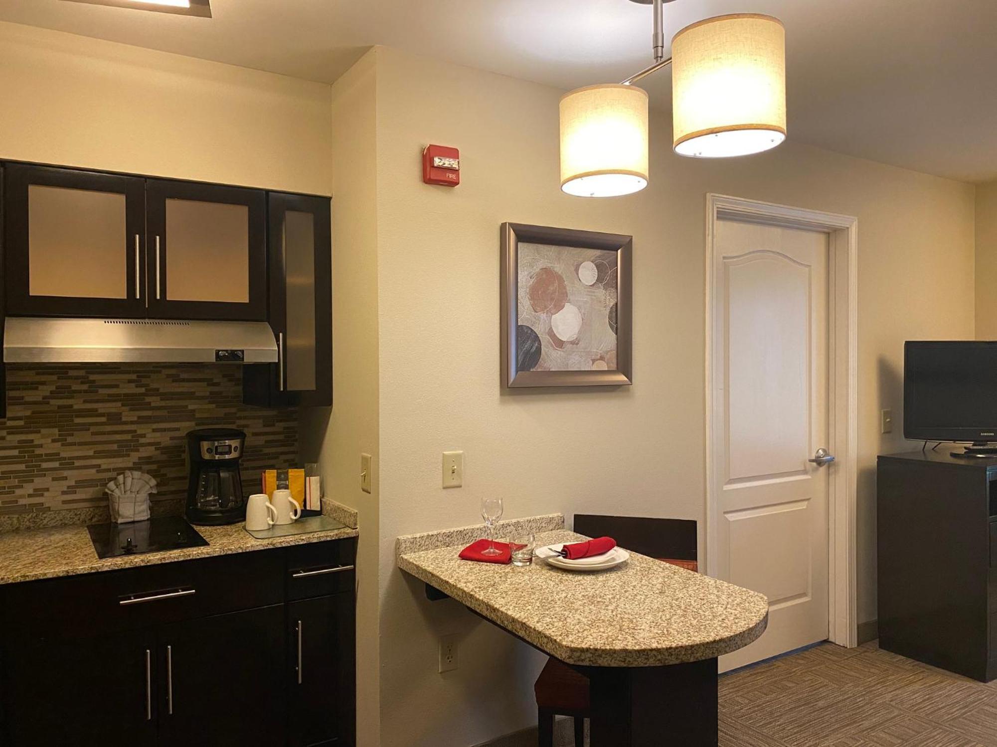 Staybridge Suites Syracuse Liverpool By Ihg Kültér fotó